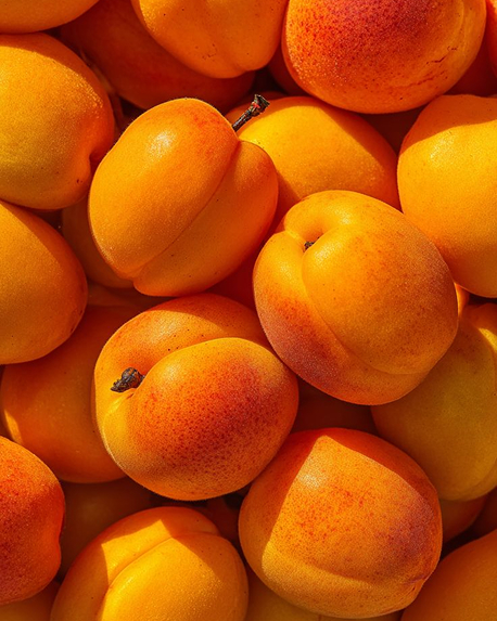 Top notes visual: Apricot,Carrot