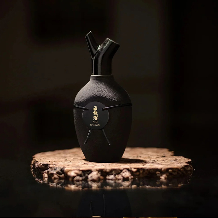 Scents Of Wood brand heritage and signature fragrance showcase