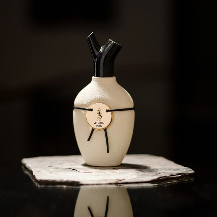 Scents Of Wood brand heritage and signature fragrance showcase