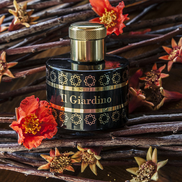Pantheon Roma brand heritage and signature fragrance showcase