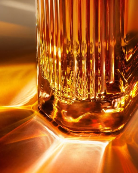 Top notes visual: Cinnamon,Cognac,Coriander,Rum