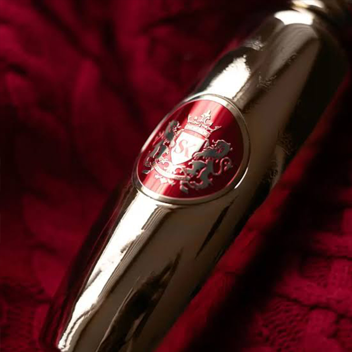 Spirit of Kings brand heritage and signature fragrance showcase
