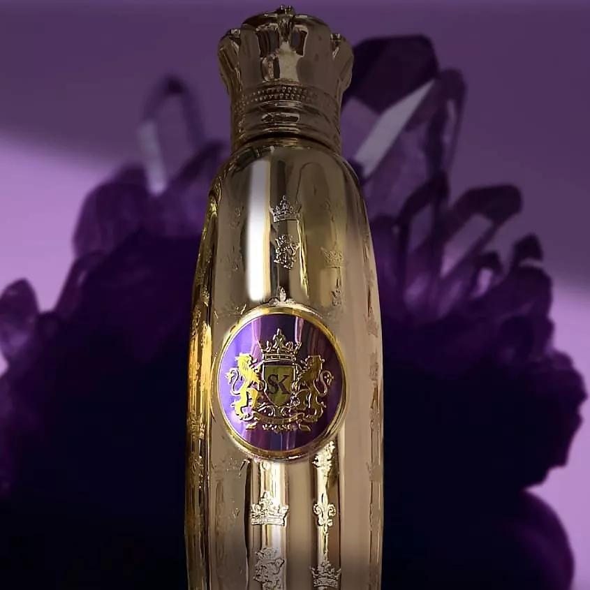 Spirit of Kings brand heritage and signature fragrance showcase