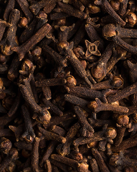 Top notes visual: Birch Leaf,Clove,Cumin