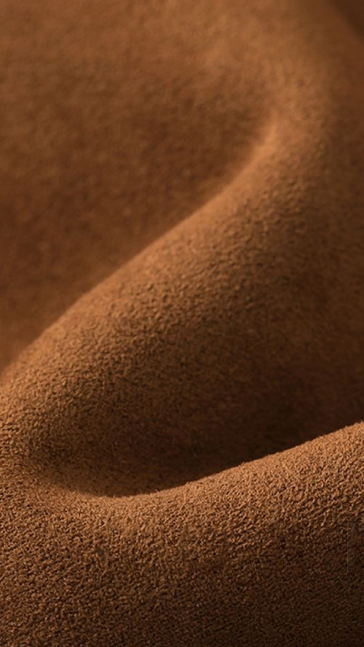 Middle notes visual: Benzoin,Coffee,Suede