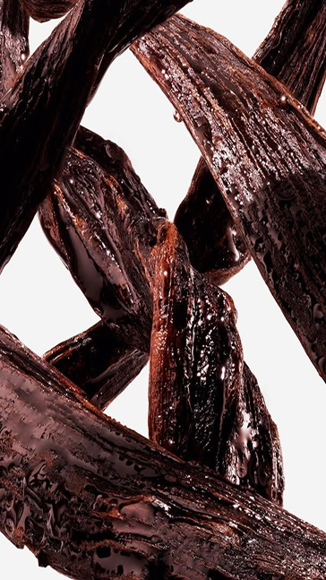 Middle notes visual: Guaiac Wood,Sour Cherry,Vanilla