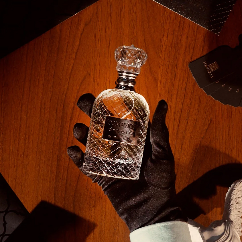 Tomavicci brand heritage and signature fragrance showcase