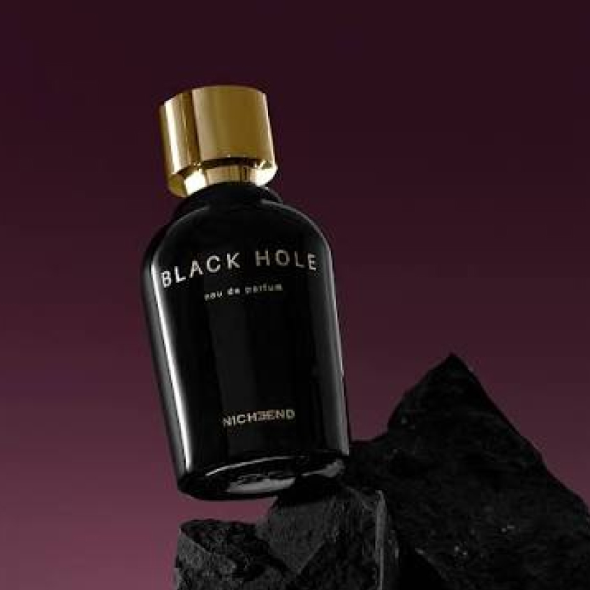 Nicheend brand heritage and signature fragrance showcase