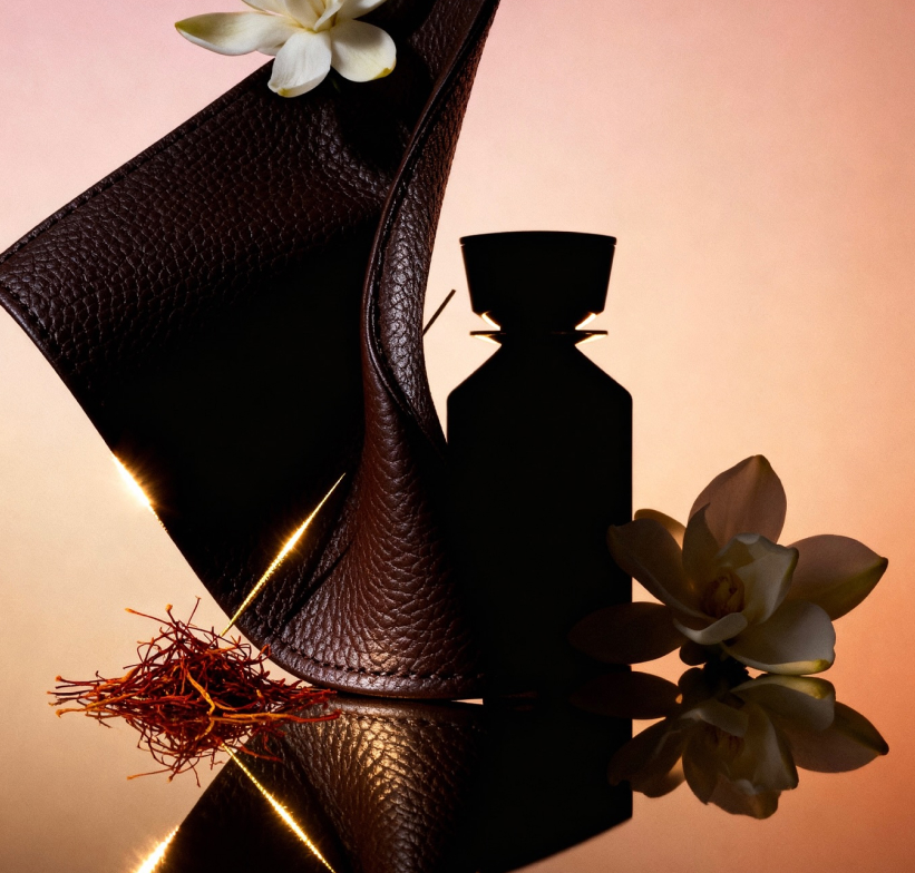 OMANLUXURY fragrance collection showcase