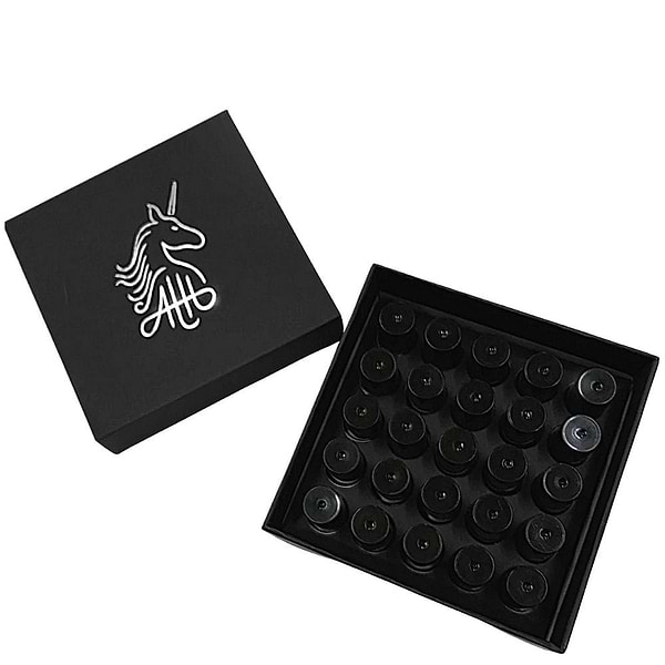 Aaron Terence Hughes Discovery BOX 