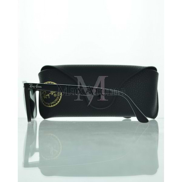 Ray Ban  RB4258 601/71 Green Lenses Sunglasses 